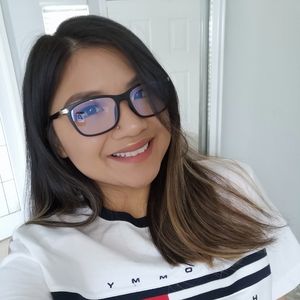 Meet your Posher, Tina